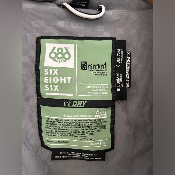 COPY - 686 womens medium high end winter jacket - Picture 9 of 14